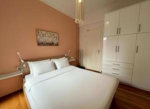 Acropolis Luxe Retreat