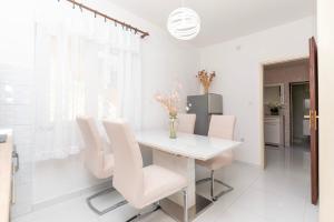 Apartments Matko