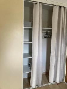 Superbe studio alcôve avec son parking sécurisé