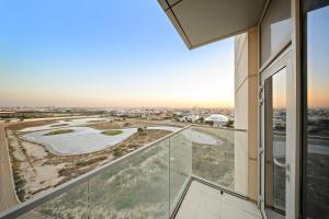 FIRST CLASS 2BR Canal View Near Dubai Mall