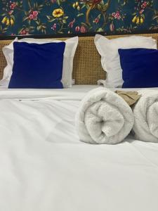 Cosy street level studio for 3