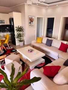 Neo Serenity Apartment NAMR