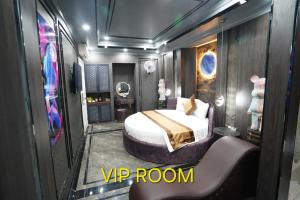 ROMEO HOTEL Văn Quán