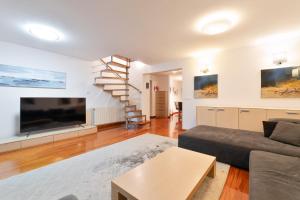 VELEBOS SUPERIOR APARTMENT - spacious luxury four-room apartment on 220 m2 - panoramic view of the sea and islands - prestigious location by the sea to the new city center of Žnjan - top amenities - free garage parking space