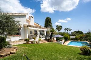 Koti Rentals - Villa Los Geranios