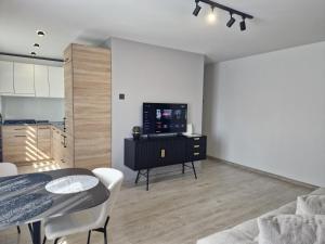 VIN service Kosmonautu street 10