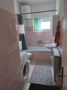 Apartments Sea Breeze