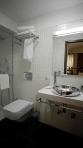 Kasr-i Nehroz Hotel