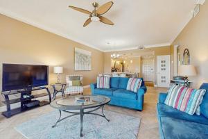 Gulffront Villa with Pool Hot Tub and Sauna