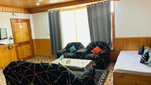 Vacanza Hills Hotel and Cottages