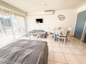 Apartment De la Plage-1 by Interhome