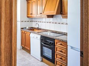 Apartment Urbaeuropa by Interhome