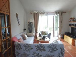 Villa LES CIGALES avec piscine et terrasse pour 4 personnes, au calme La Londe-les-Maures