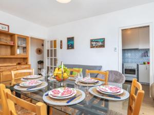 Apartment Geranis by Interhome