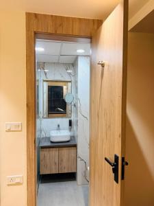 Sixtyone stays -Premium Stays