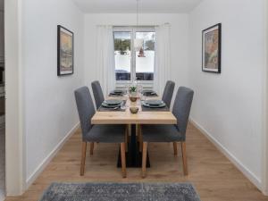 Apartment Chalet zur Höhe by Interhome