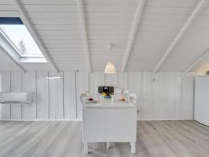 Holiday Home Roderich - 400m from the sea by Interhome