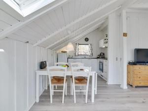 Holiday Home Roderich - 400m from the sea by Interhome