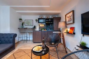 Studio Janna - Palazzo Gaddi Heritage in Florences Historic Heart