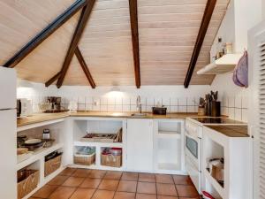 Holiday Home Arnfin - 160m from the sea by Interhome