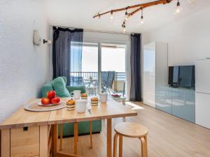 Apartment Miami Palace II by Interhome