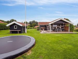 Holiday Home Hjalmsvider - 300m from the sea by Interhome