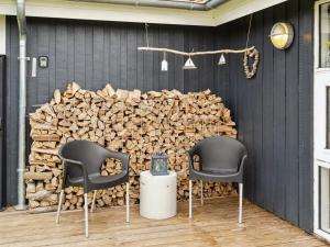 Holiday Home Hjalmsvider - 300m from the sea by Interhome