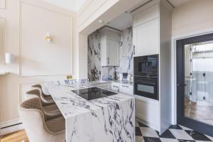 Elegant South Kensington Retreat