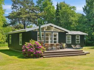 Holiday Home Sylvana - from the sea by Interhome