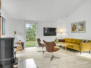 Holiday Home Annamie - 1-8km from the sea by Interhome