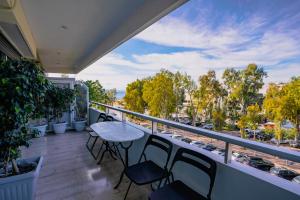 Glyfada central seaside apartment