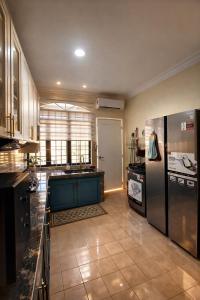 Private Pool Villa Muslim Family Stay Ipoh