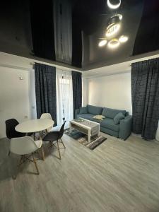 Tower Apartments A6