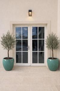 Villa Ruby - apartments by the sea & beaches, heated pool, Istria