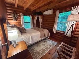Ocoee Cabin Beautiful Cabin On The Rivers Edge