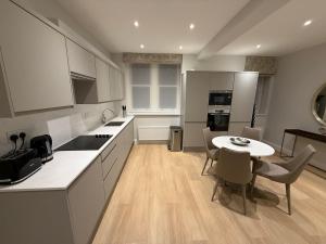 Amazing Newly Refurbished, 1 bedroom apartment