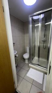Sangha House - Ensuite Rooms with Shared Kitchen Facilities