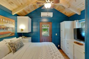 Pops Cabin Lookout Mountain Luxury Tiny Home