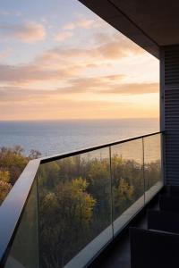 Luxury 3BR Apartment with Sea View GreenWood