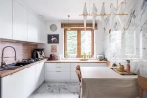 Golden Villa Saska Kępa Luxury Retreat with Garden & Design Interior