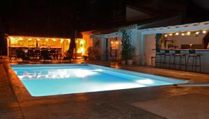 Villa avec piscine à la campagne proche mer