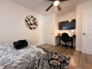 Comfortable 2 Bedroom Lounge Near Downtown Atl Sleeps 4 Free Parking