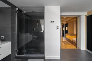 Golden Flat on Piwna Street Warsaw