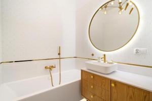 Golden Home Saska Kępa&Boutique Villa in the Heart of Warsaw