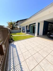 Casa Ubatuba 3 Quartos Verão PROMO Perto Mar SFS Ar Condicionado Wi-Fi