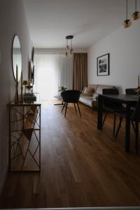 Adria Gold - Bayview - Luxury