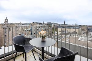 BnBNova - Royal Mile & Castle - 3BR 2BA Penthouse