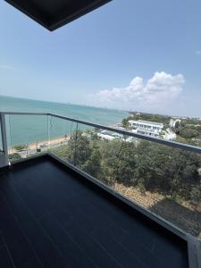 DEL MARE Bangsalay Beach Ront