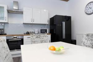 N View-4 Bdrm 7 Beds 2 Bath Great Contractor Stay