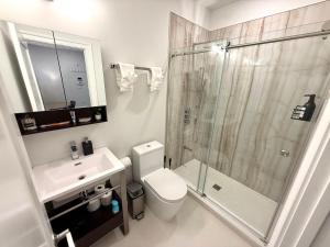 Roof Deck - Trendy And Luxury Center City 1BR Apt